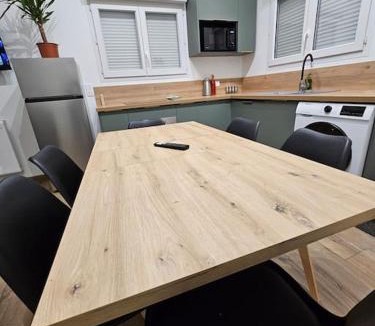 Pagny-sur-Meuse Apartment | Logement neuf Parking privé Direct RN4 Netflix