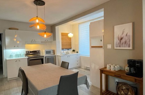Laval Apartment | Logement paisible vue sur l'eau (Laval-Ouest)