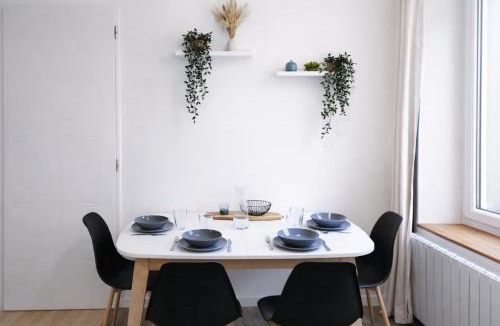 Haie Vigne Apartment | Logement proche Hypercentre CAEN
