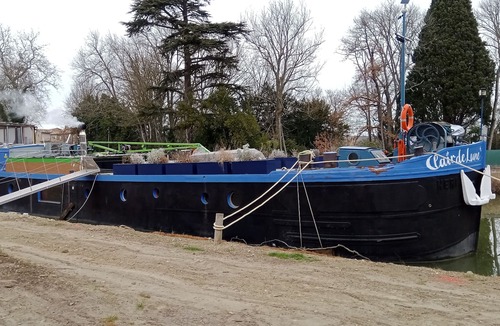 Labastide-d'Anjou Boat Rental | Logement SUR Peniche