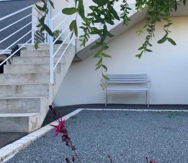 Brain-sur-l'Authion Apartment | Logement T2 indépendant 10 mn Angers