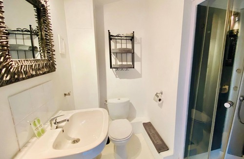 Lezignan-Corbieres House | Logement Touristique Villa Eugénie