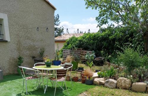 Montolieu House | Logement tout équipé Montolieu, Village du Livre