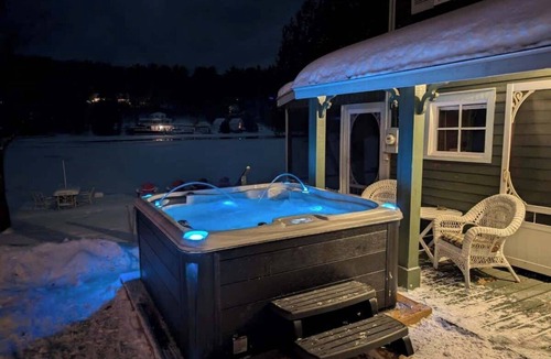 Greater Madawaska House | Loggers Lodge an Anglers Retreat