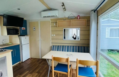 La Boissiere-de-Montaigu Resort | Loggia Confort Clim 2ch 5per Puy duFou