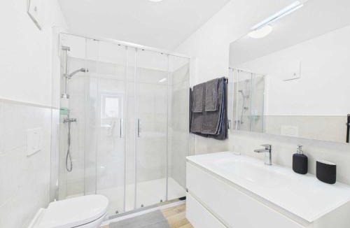 Curio Apartment | Loggia di charme in Malcantone