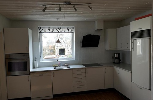 Vestervig Bed & Breakfast | Logi i hus med kunst og have