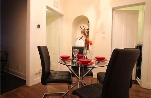 Helensburgh Apartment | Logie Baird Apartment