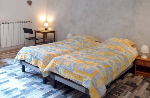 Entrecasteaux House | Logis 1 - Gîte Lougissoun