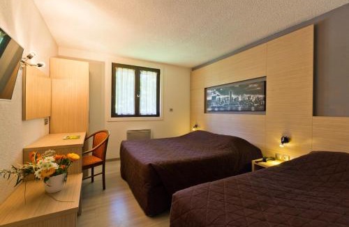Alby-sur-Cheran Hotel | Logis Albhotel Grill