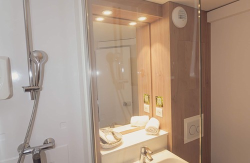 Roseraie - Orgemont Hotel | Logis Angers Sud