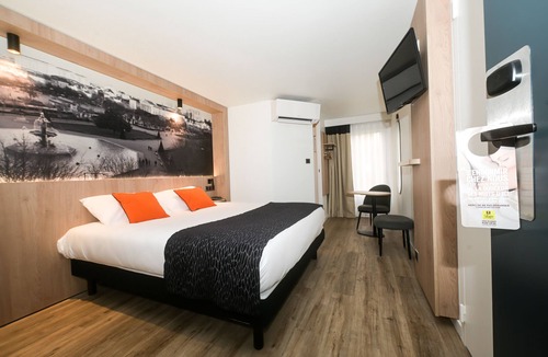 Roseraie - Orgemont Hotel | Logis Angers Sud