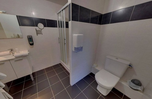 Beaucouze Hotel | Logis Atoll Hotel