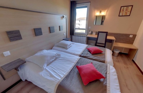 Beaucouze Hotel | Logis Atoll Hotel