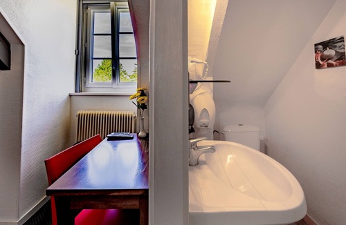 Douarnenez Hotel | Logis Auberge de Kerveoc'h