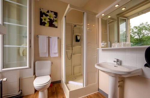 Douarnenez Hotel | Logis Auberge de Kerveoc'h