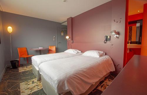 Le Gavre Hotel | Logis Auberge De La Foret