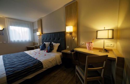 Matougues Hotel | Logis Auberge Des Moissons