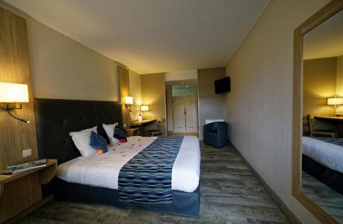 Matougues Hotel | Logis Auberge Des Moissons