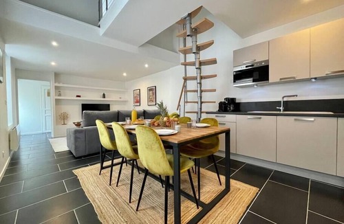 Saint-Vigor-le-Grand House | Logis BAYA by Melrose