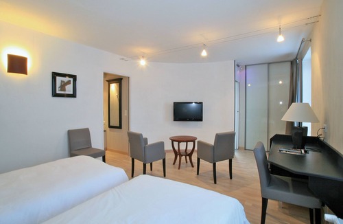 Luxeuil-les-Bains Hotel | LOGIS Beau-Site