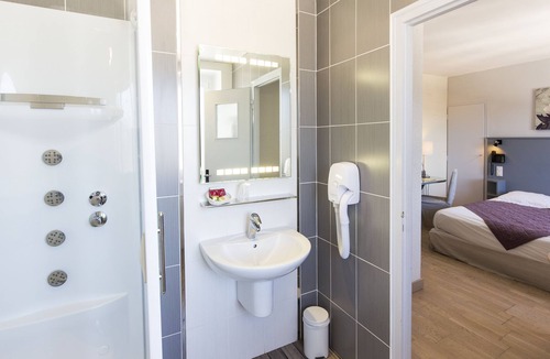Luxeuil-les-Bains Hotel | LOGIS Beau-Site