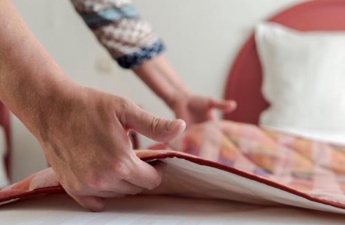 Bailleul Hotel | LOGIS - Belle Hôtel, Lille-Ouest