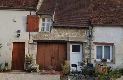 Varennes-les-Narcy Apartment | Logis Côté Cour