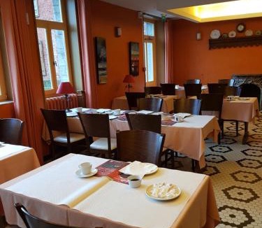 Liessies Hotel | LOGIS - Château de la Motte - Hôtel & Restaurant