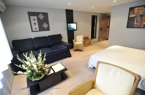 Vandoeuvre-les-Nancy Hotel | Logis Cottage Hotel