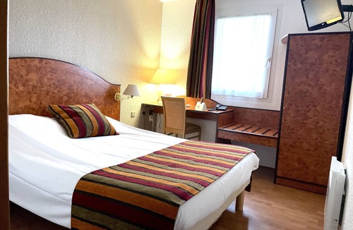 Calais Frethun Hotel | Logis Cottage Hotel Calais