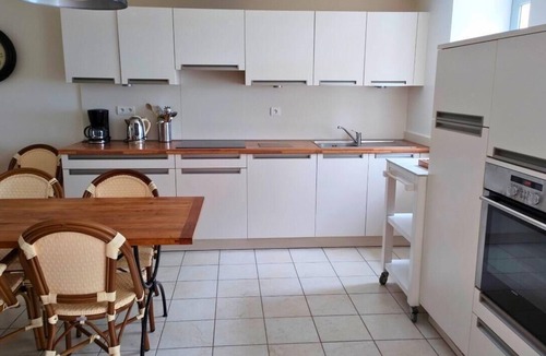 Les Echets House | Logis de Claudine - POMMIERS