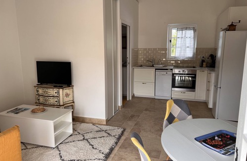 Saint-Just-Luzac House | Logis de Feusse Tournesol 4