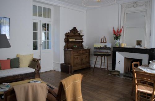 La Rochefoucauld Bed & Breakfast | Logis de Fornel