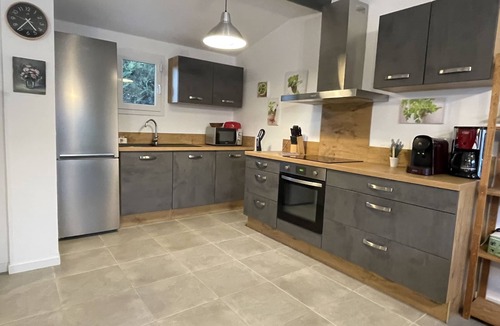 Caumont-sur-Durance House | Logis de La Castagne by Interhome