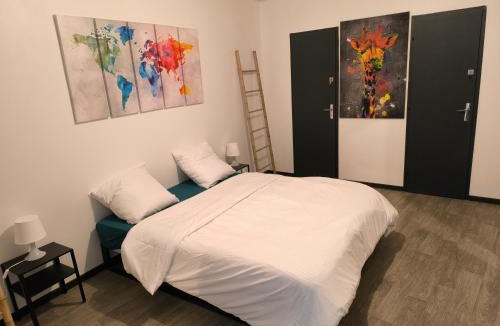 Sedan Apartment | Logis de la forteresse - T2- WIFI- Parking
