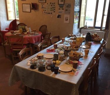 Bressuire Bed & Breakfast | Logis de Riparfonds