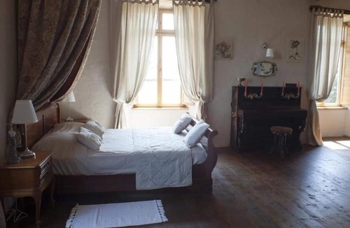 Bressuire Bed & Breakfast | Logis De Riparfonds