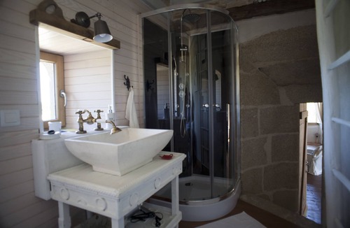 Bressuire Bed & Breakfast | Logis De Riparfonds