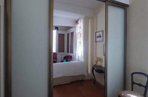 Saint-Etienne Apartment | Logis de Sainte-Scarbes