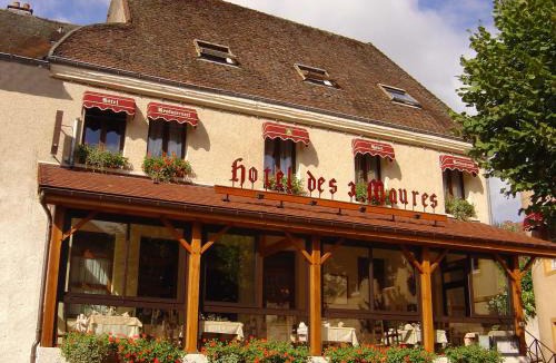 Couches Hotel | Logis Des Trois Maures