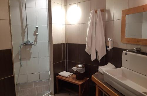 Daux Bed & Breakfast | Logis Domaine de Peyrolade