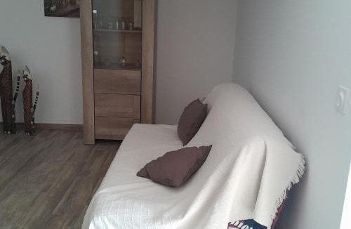 Guesnes House | Logis du chêne ferré