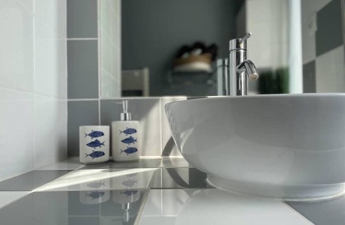 Saint-Martin-des-Entrees Apartment | Logis Saint-Martin by Melrose