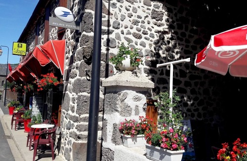 Saint-Martin-sous-Vigouroux Hotel | Logis Hotel de la Poste