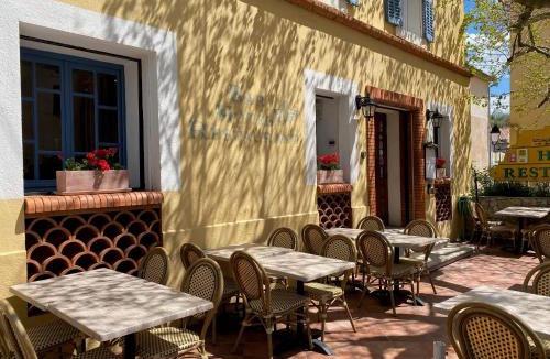 Comps-sur-Artuby Hotel | Logis Grand Hotel Bain