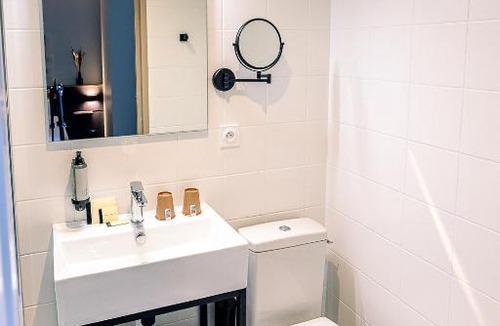 Franqueville-Saint-Pierre Hotel | Logis Hôtel & Restaurant Le Vert Bocage