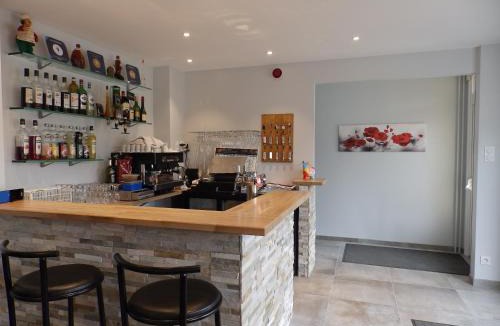 Saint-Cirgues-en-Montagne Hotel | Logis Hôtel Restaurant Les Cévennes