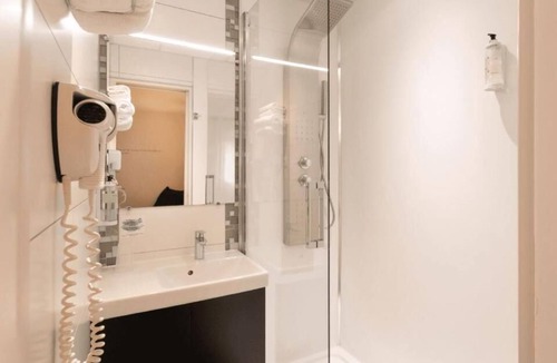 Plerin Hotel | Logis Hôtel Au Chêne Vert