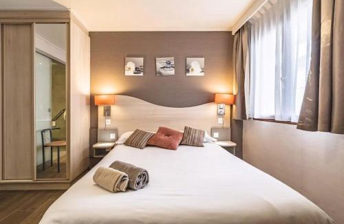 Mont d'Arene Hotel | Logis Hôtel Au Tambour